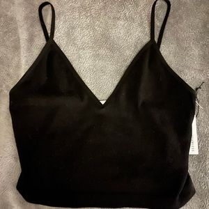 black cropped tank top